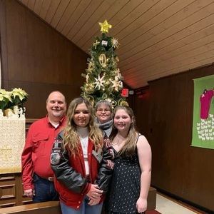 Meet your Posher, Robin